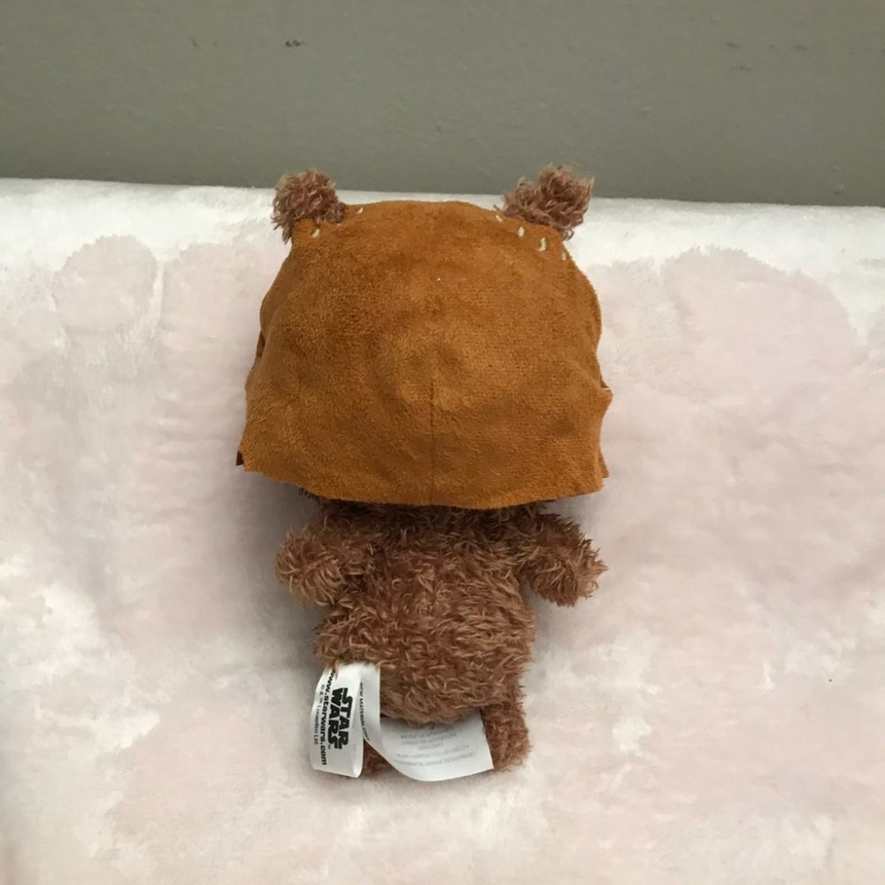Collectors Star Wars Wicket The Ewok w/ hood Stuffed Plush Star Wars Rare - Picture 2 of 13